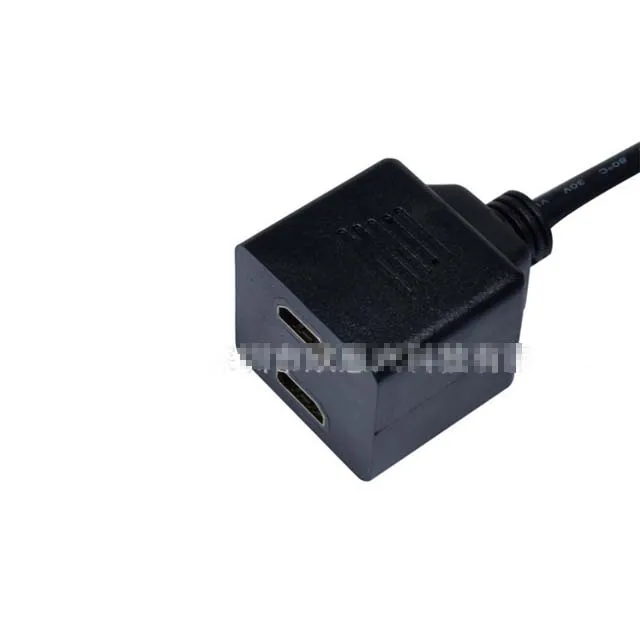 HD-MI high-definition line one in two male to female adapter line HD-MI distributor 1 in 2 out distribution line