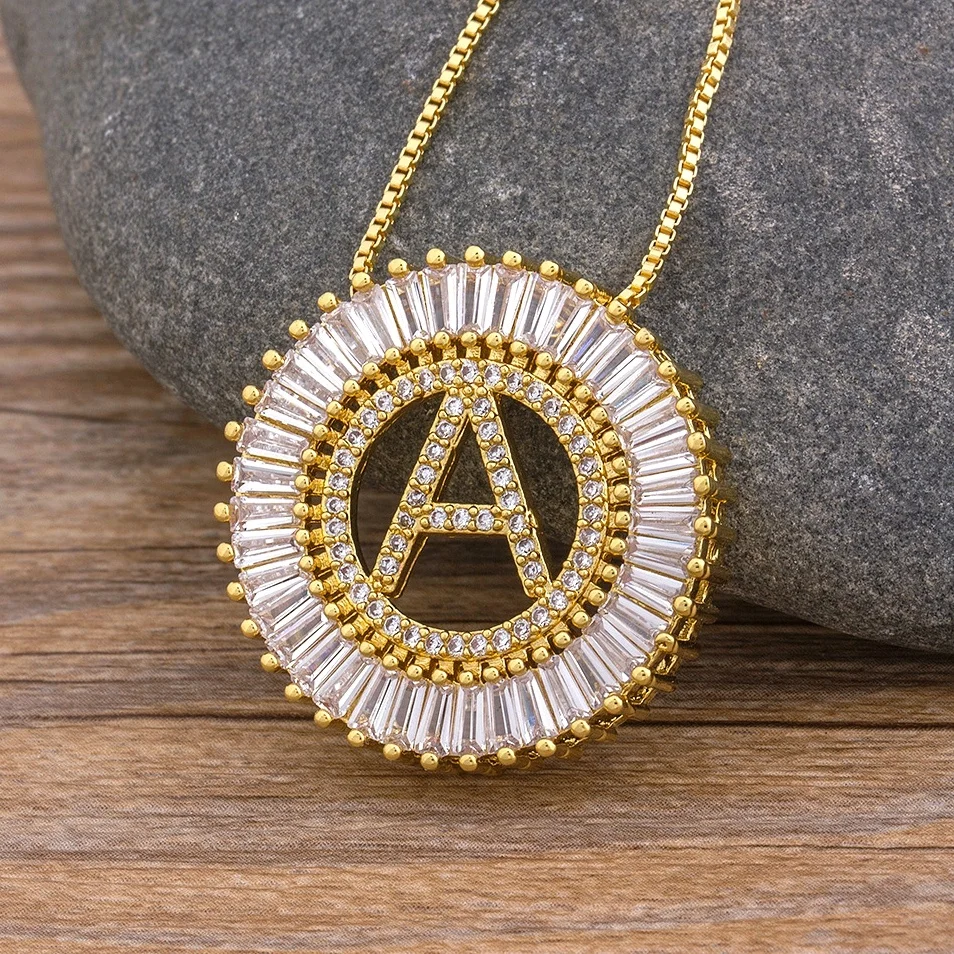 2021 Fashion Crystal Cubic Zirconia Round Shape Necklaces Gold Plated Filled Initial Letter Pendant Jewelry Chain Necklace Women