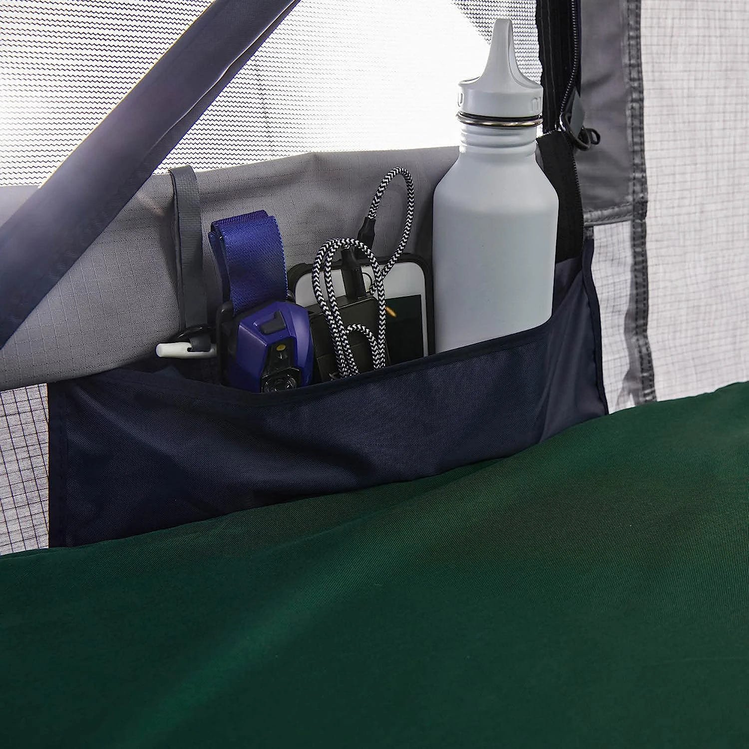 Outdoor travel Multiple models roof top tent 2023 hard top roof top tent 4 person