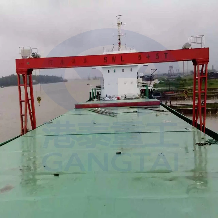 Customized Hydraulic Marine Hatchcover Crane Improve Sealing Performance Gantry Crane for Container Ship