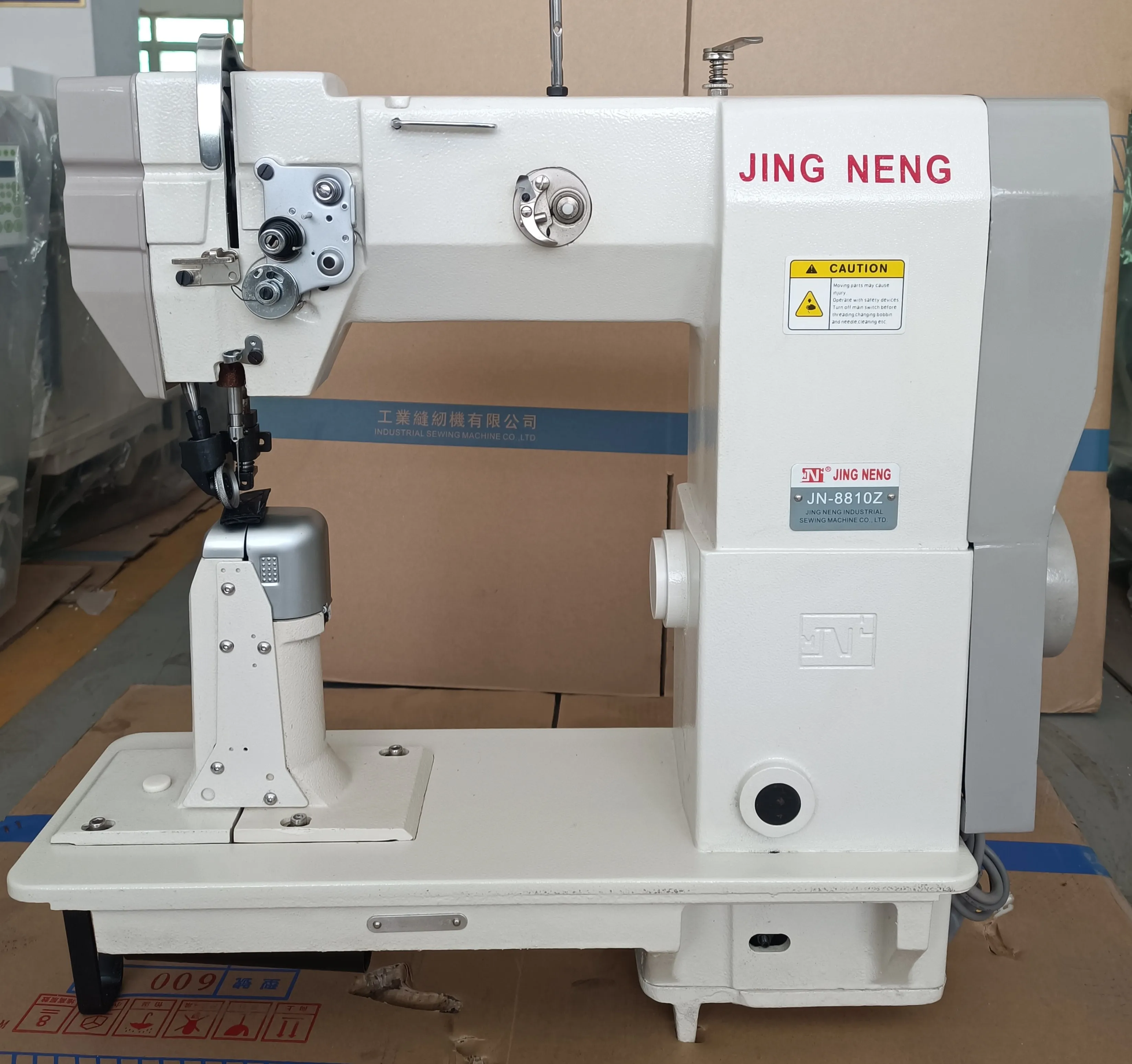 High Speed Direct Drive Single Needle Post Bed Shoe Bag Hat Making Industrial Sewing Machine