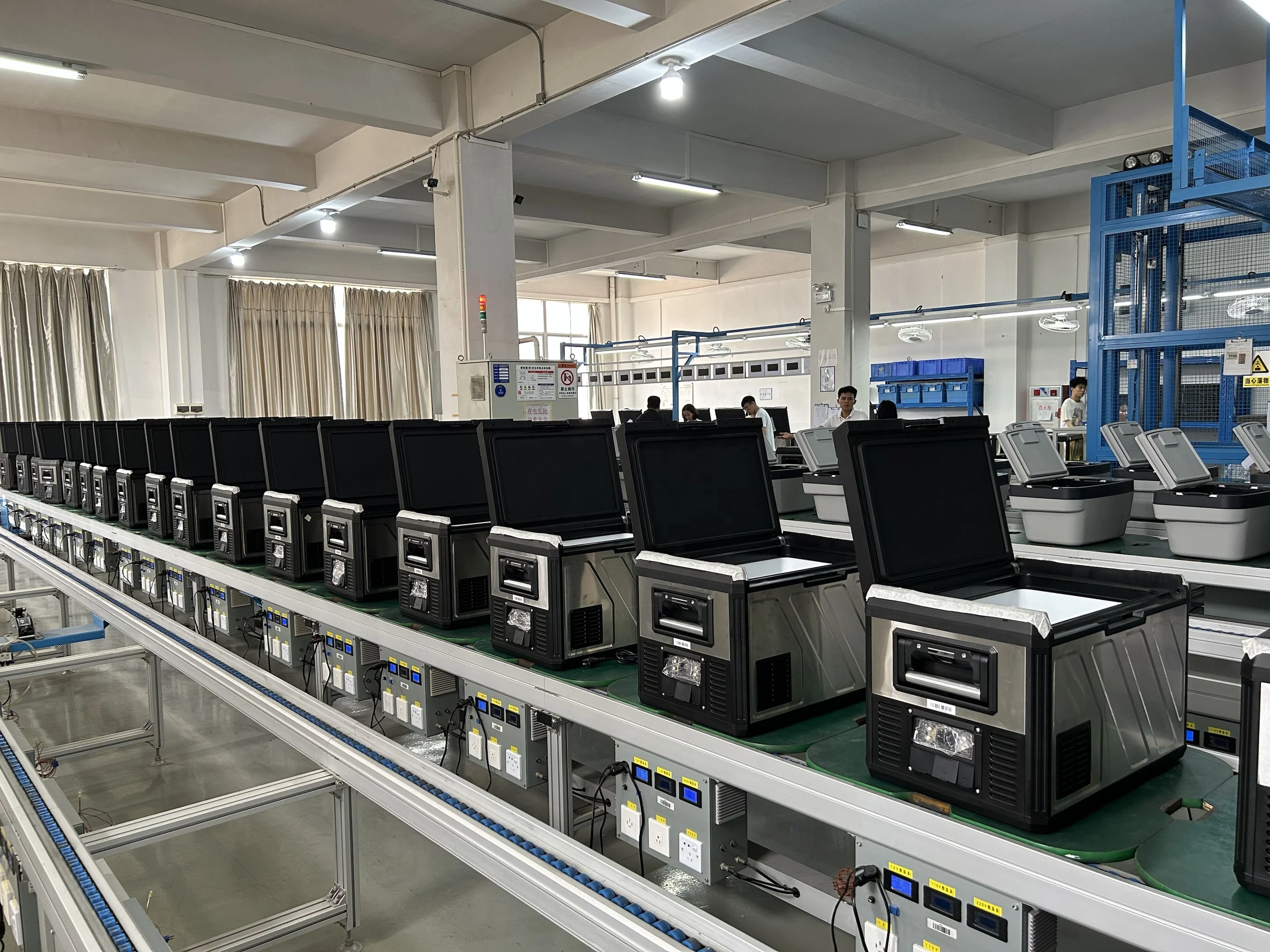 Antuncle 50L 12v  metal car fridge 12v portable camping refrigerator freezer for rv