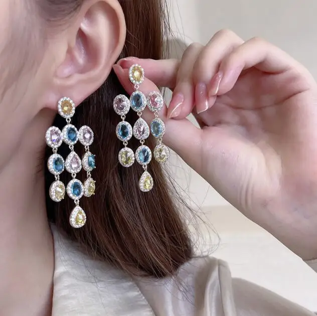 dangling earrings