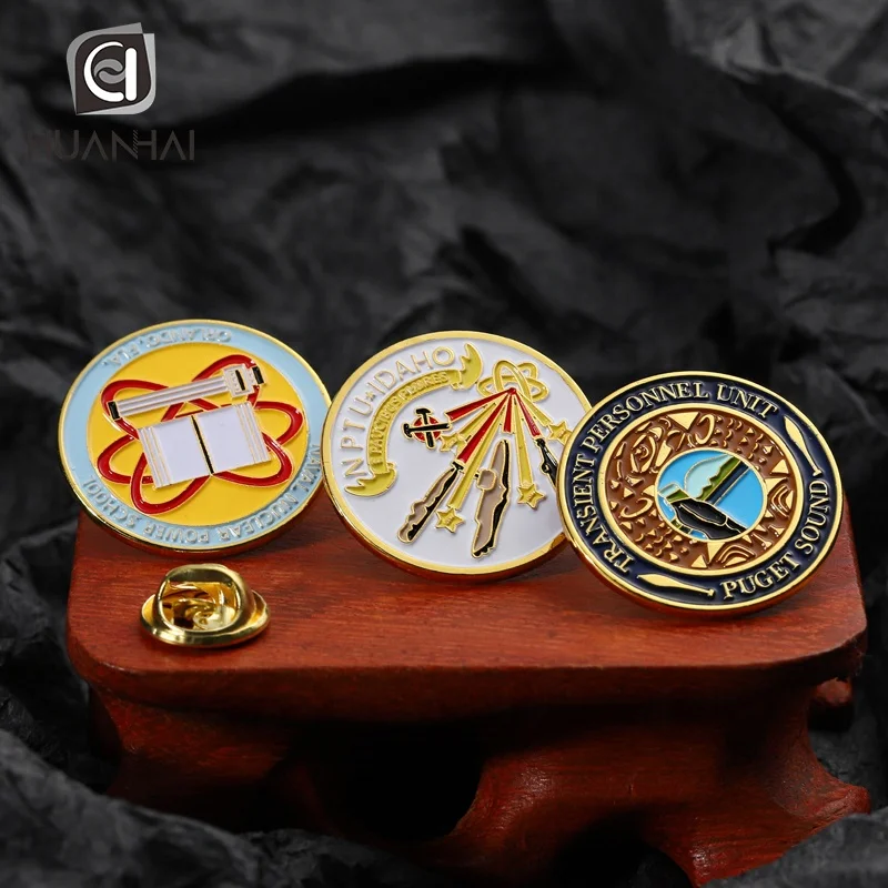 custom antique gold metal enamel logo Italy anchor badge lapel pin