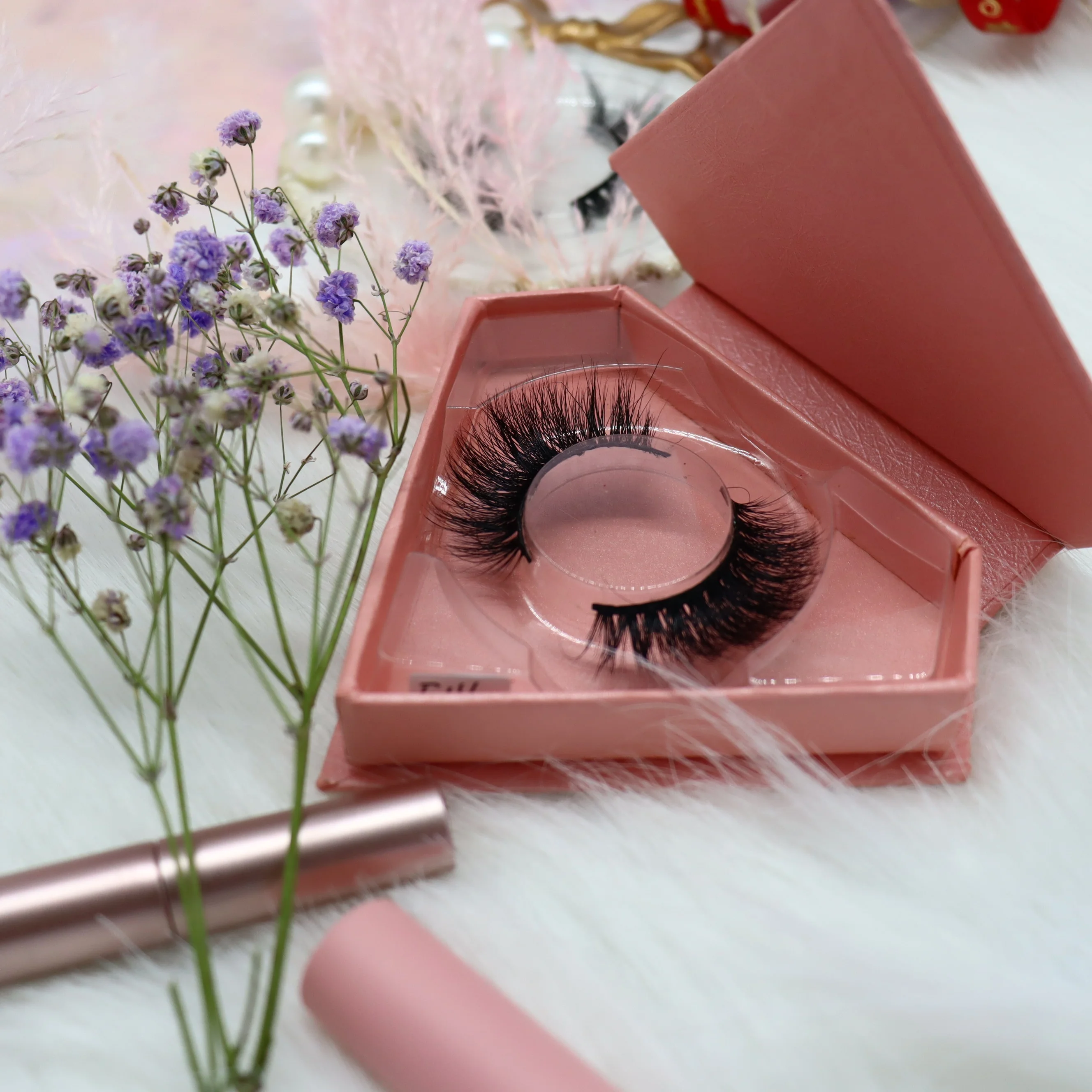 Alibaba best sell private label 3D Natural black mink lashes and custom eyelashes package