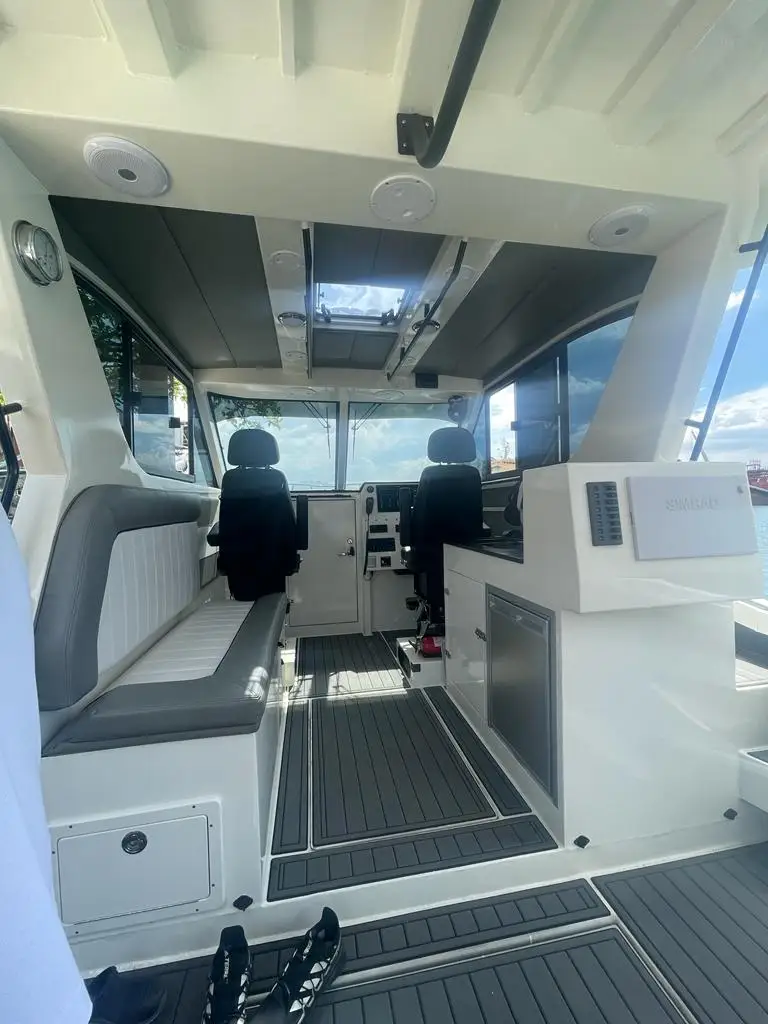 11m x 3.3m Power Yacht Aluminum Fishing Vessel Wooden Entertainment Leisure Boat