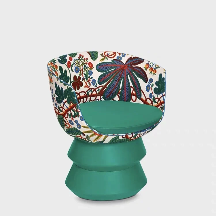 Italian designer fabric creative leisure chair fiberglass lounger chair for living room Dolls