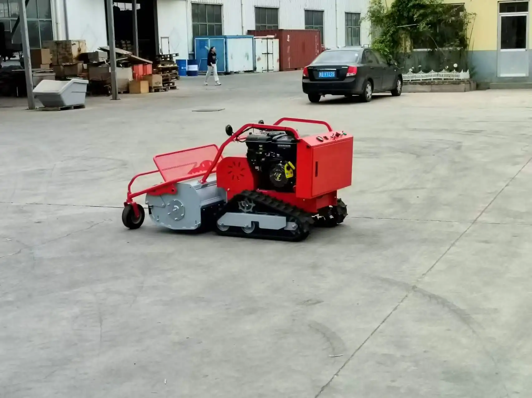 760mm Gasoline Flail Grass Cutter Tractor Farm Robotic Remote Control Electric Lawn Mower with 420cc Engine Displacement