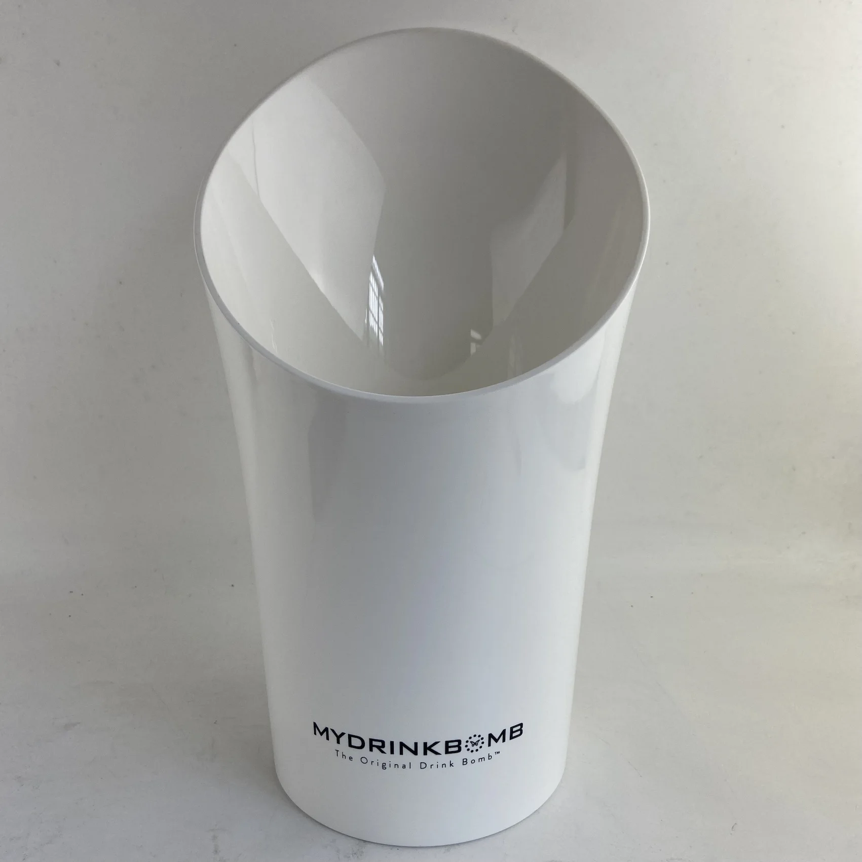 White Plastic Acrylic Champagne Bottle Chiller Ice Bucket