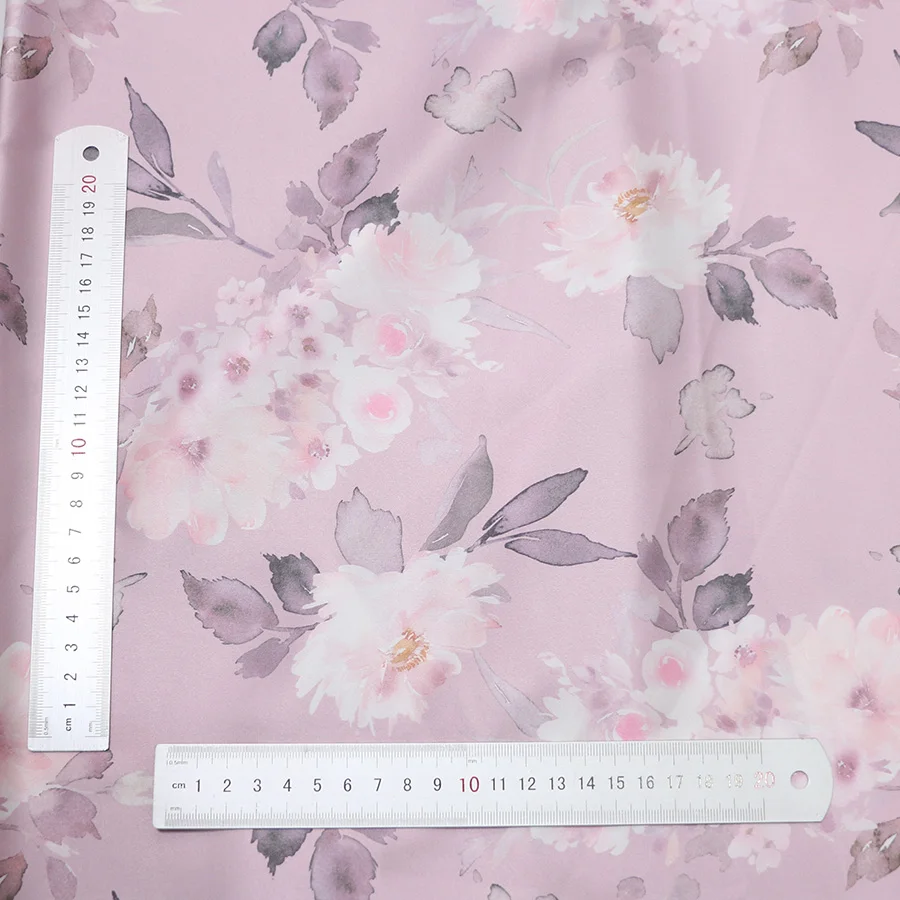 Elegant And Beautiful Design Satin Silk Printed Fabric Lightpurple Flower Patterns Glossy And Skin-Friendly For Dress