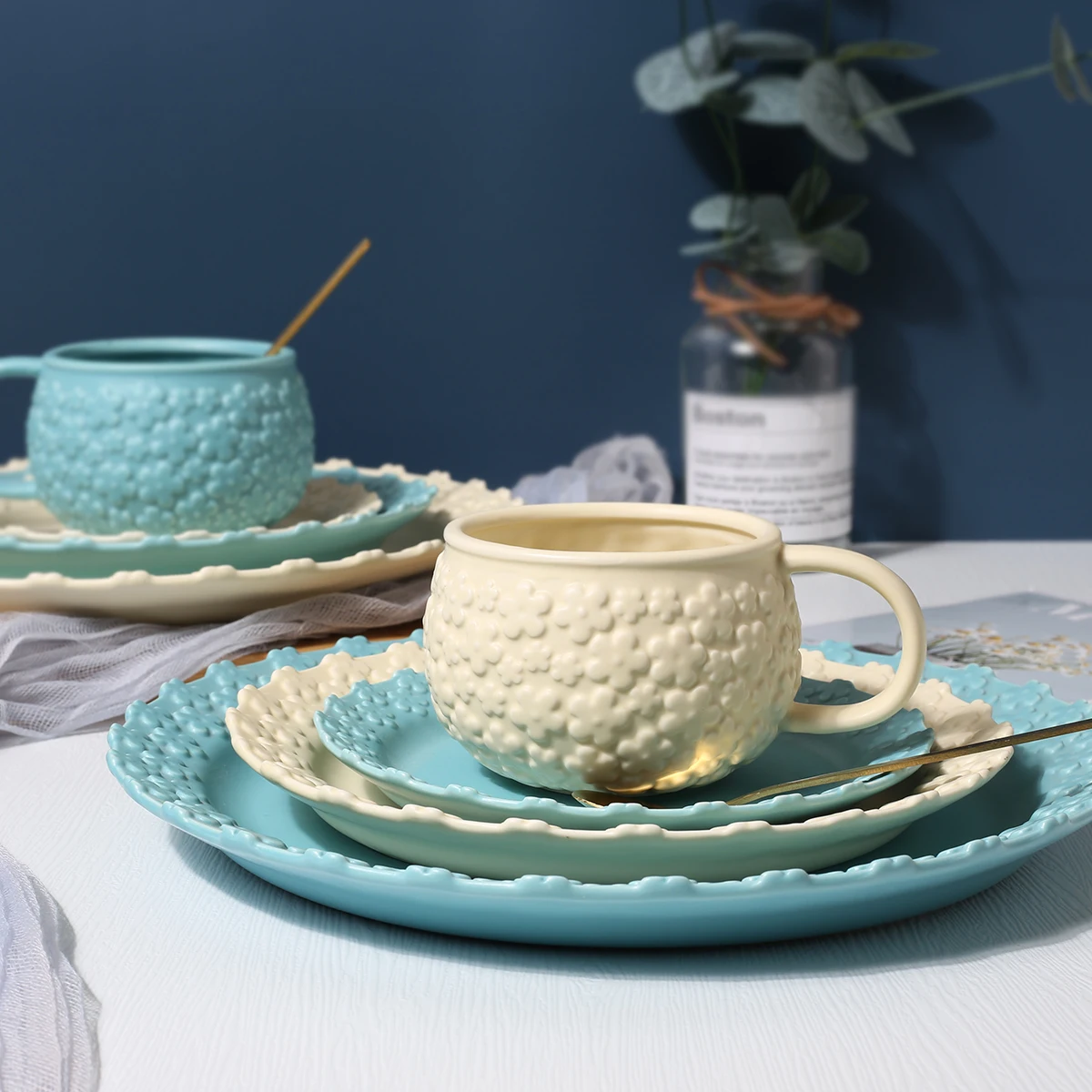 Matte Color Glaze Stoneware Dinnerware Flower Embossed Ceramic Dinner Plate Set Tableware