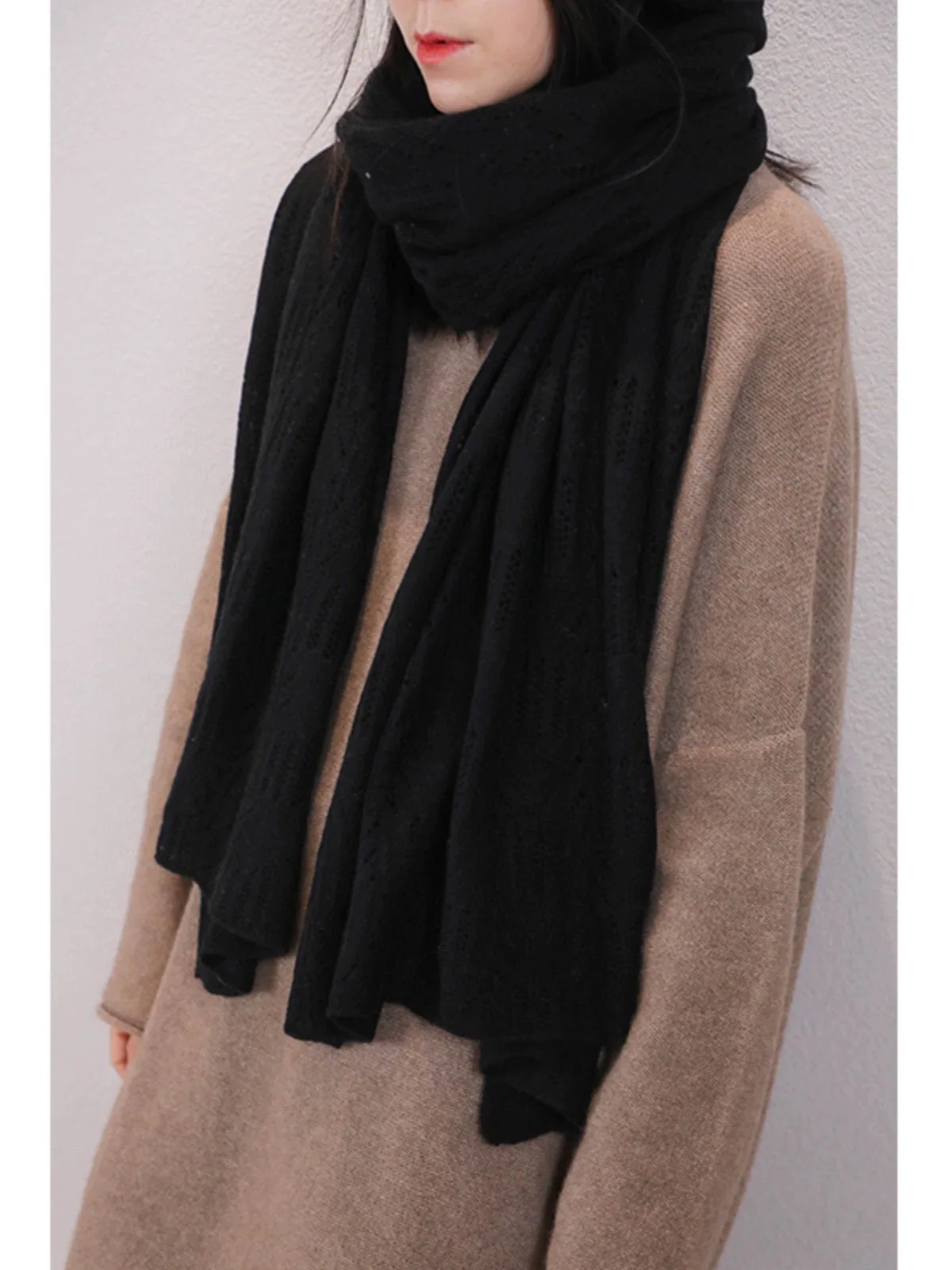 Wholesale customized cashmere scarf shawl, oversized cashmere fashion shawl