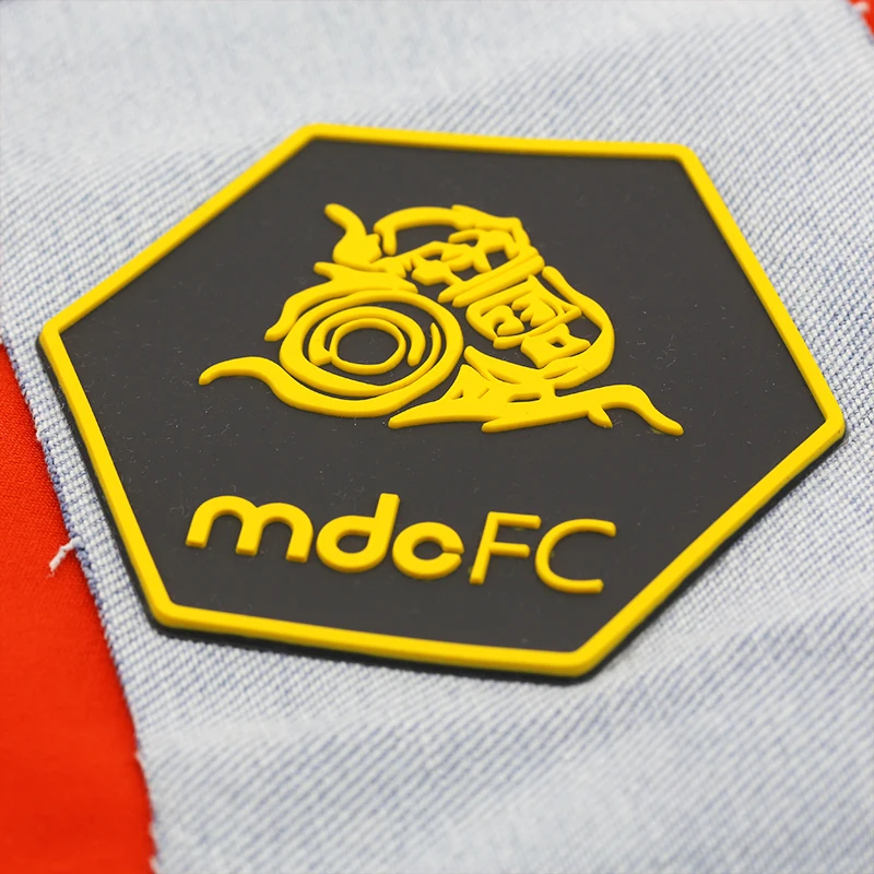 High Quality Shield Shape Rubber Heat Transfer Label Garment Patch Custom Round Silicone Rubber Patches