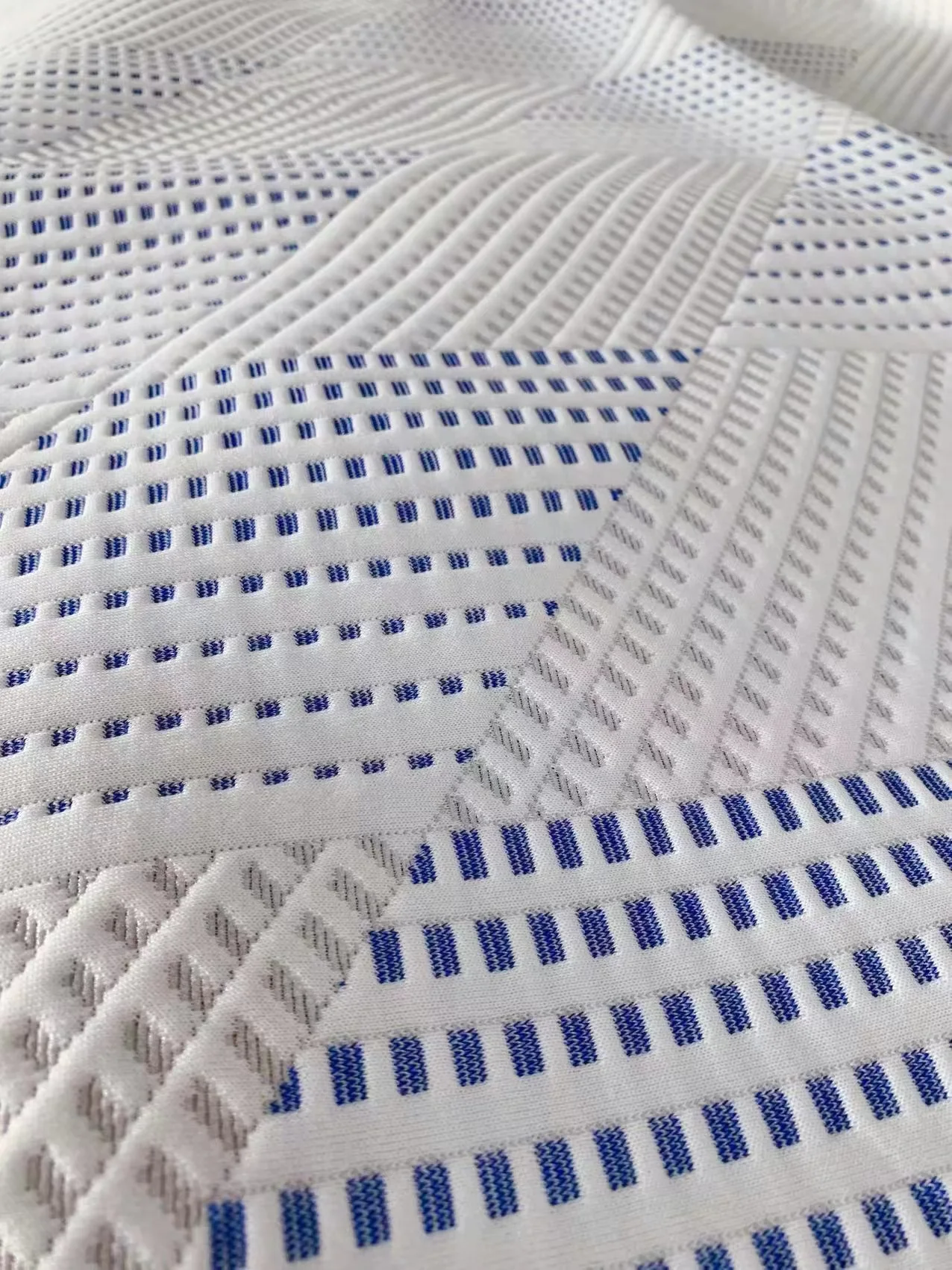 Guaranteed quality spun polyester knitting jacquard fabric for mattress