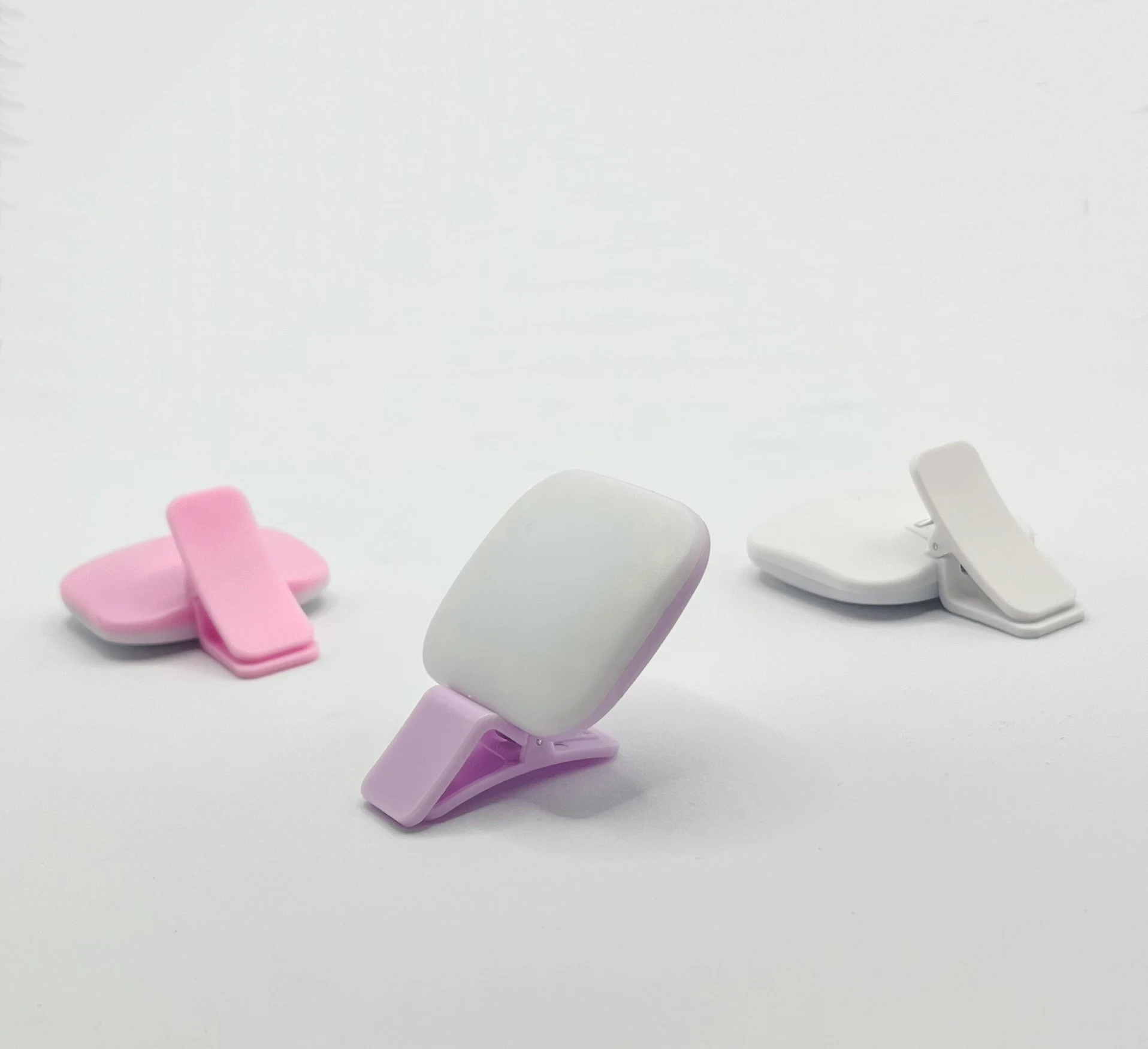 Gadgets 2024 Rechargeable LED Camera Selfie Ring light Flash Mobile Cell Phone Selfie Fill LED Light for phone