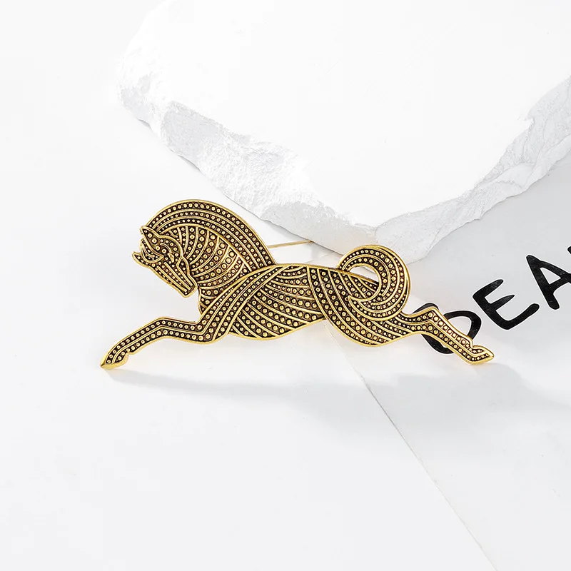 New Arrivals Fashion Vintage Horse Brooches Women Men Brooch Pins Jewelry Clothing Accessories Jewellery