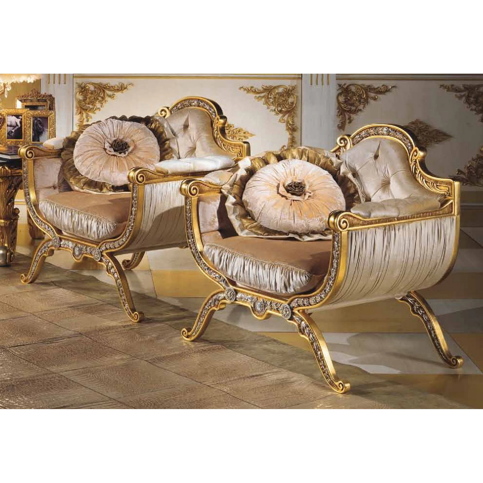 Royal Palace Wooden Hand Carved Arm Chair Single Sofa For 5 Star Hotel And Villa