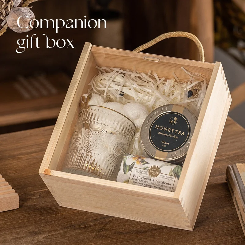 Chuanghua Custom Wood Christmas Gift Box Gift Boxes With  Acrylic glass Windows Gift Wooden Boxes With Handles