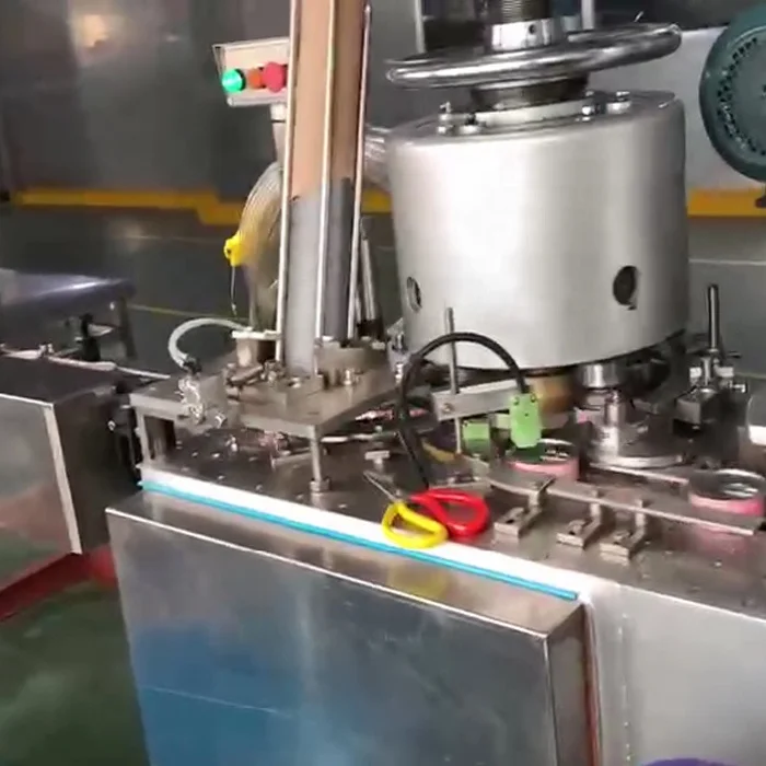 Canned pork meat can sealing machine with luncheon meat canned and wet glue labeling machine