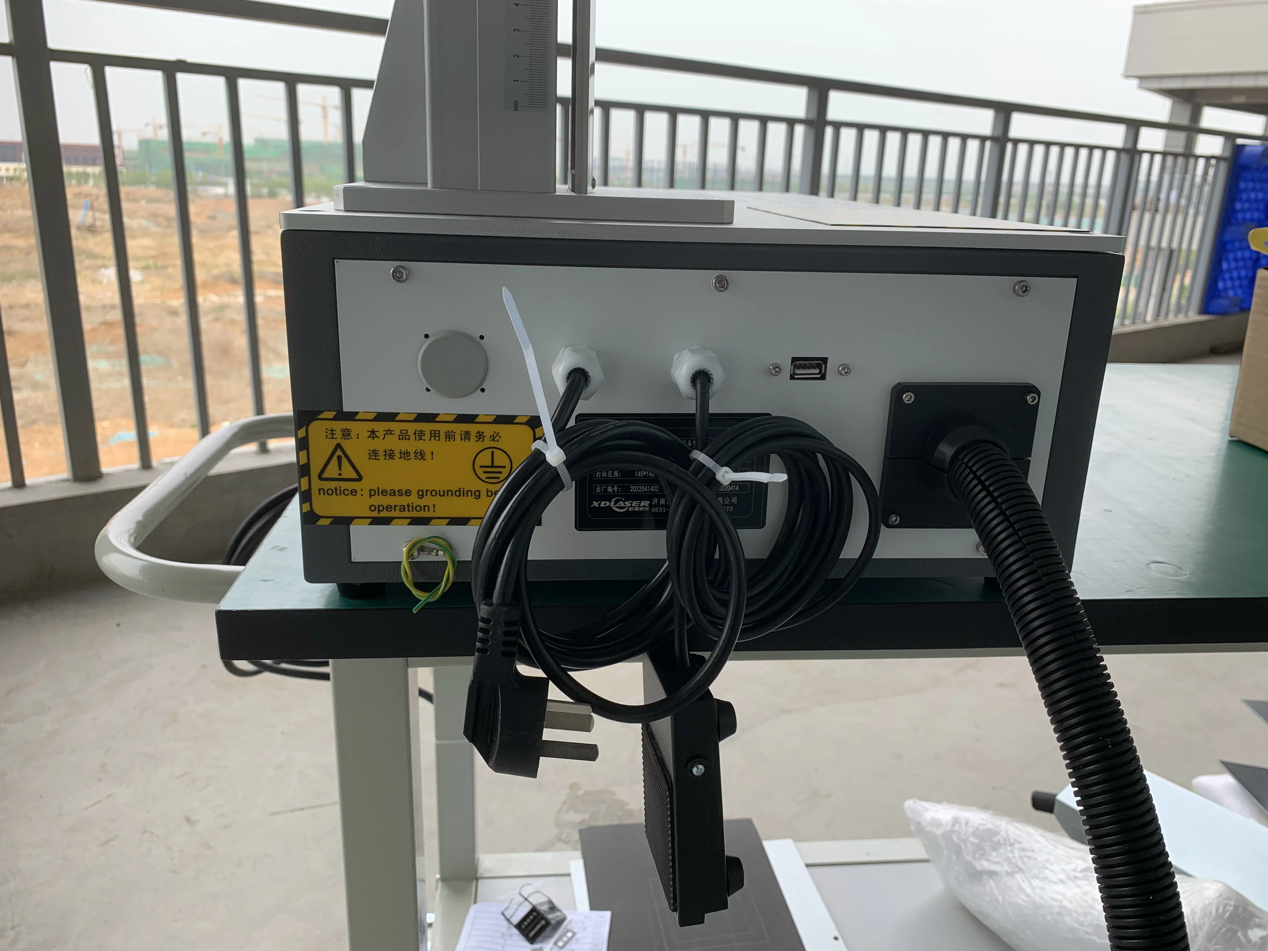 Jewellery Marking Machine Fiber Gold Silver Laser Engraving Cutting Machine with Auto Focus Rotary Fixture and Plate Holder