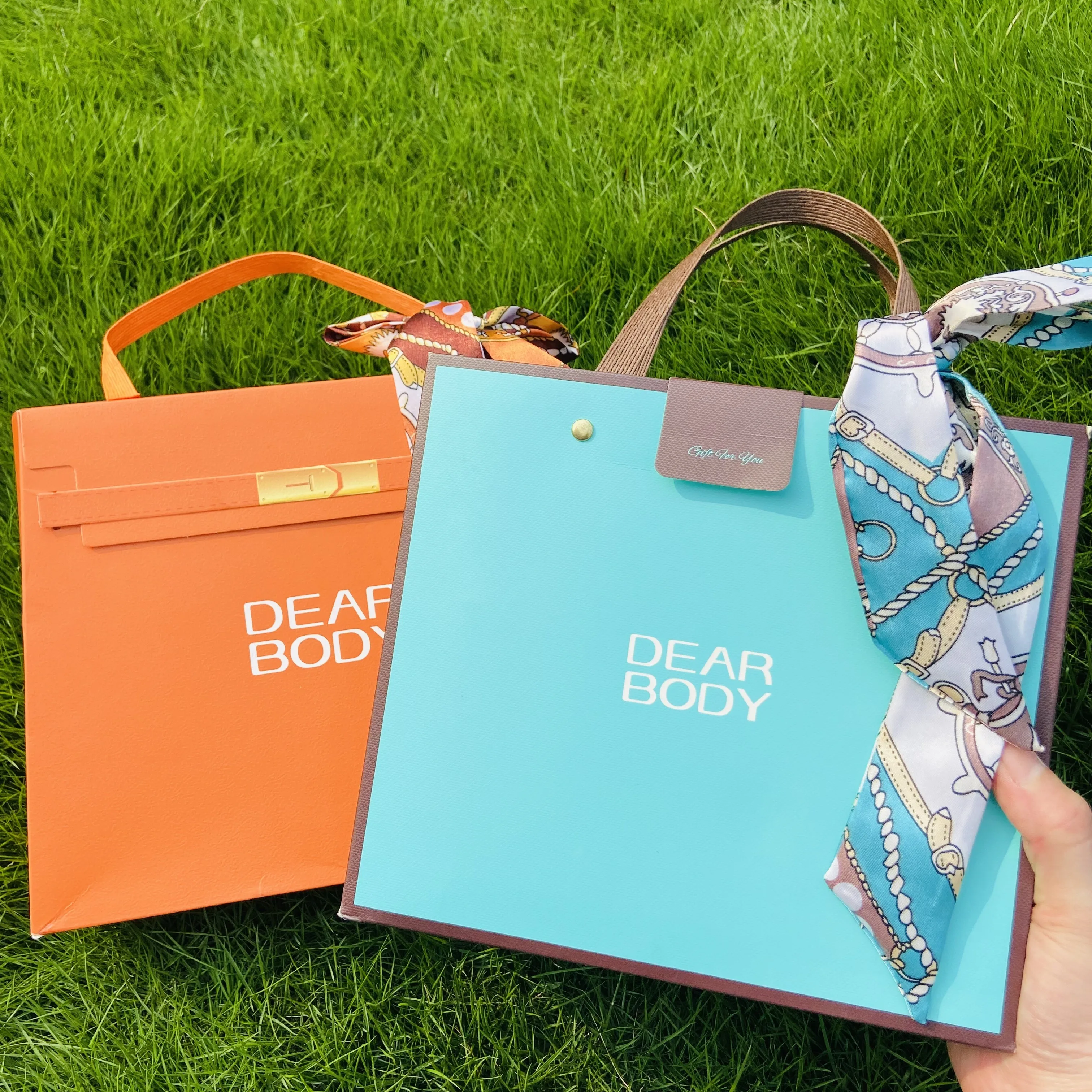 OEM Private Label Luxury High Quality  Nature Organic Body Wash Body Lotion fine fragrance mist  Bath Gift Set