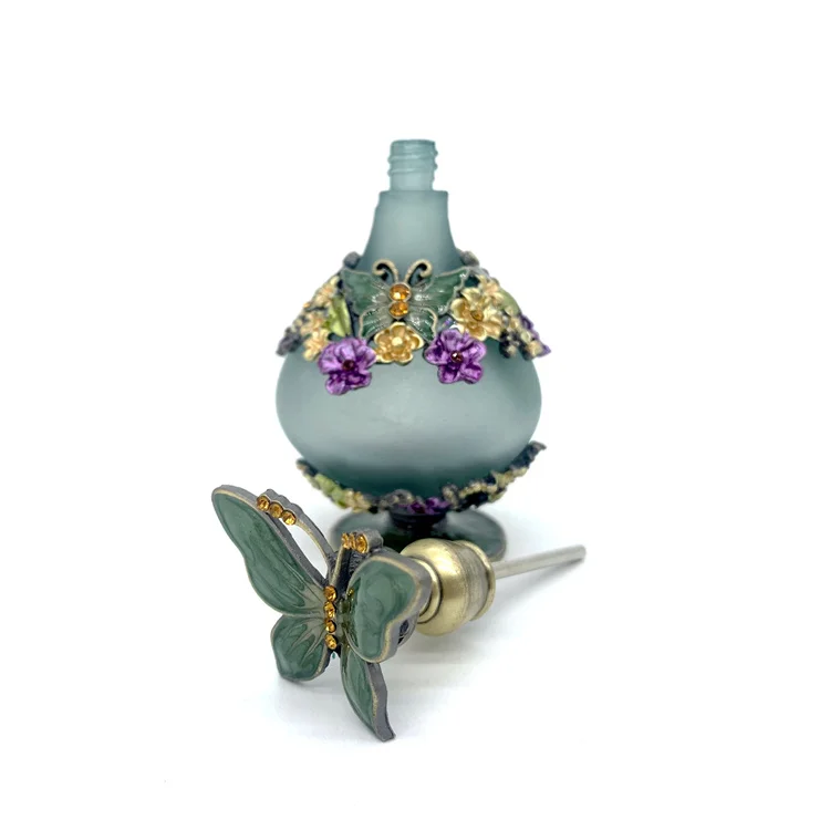 15ml European Middle East Dubai Metal Alloy Jewelry Stones Perfume Bottle Empty Glass Essential Oil Attar Bottle In Stock