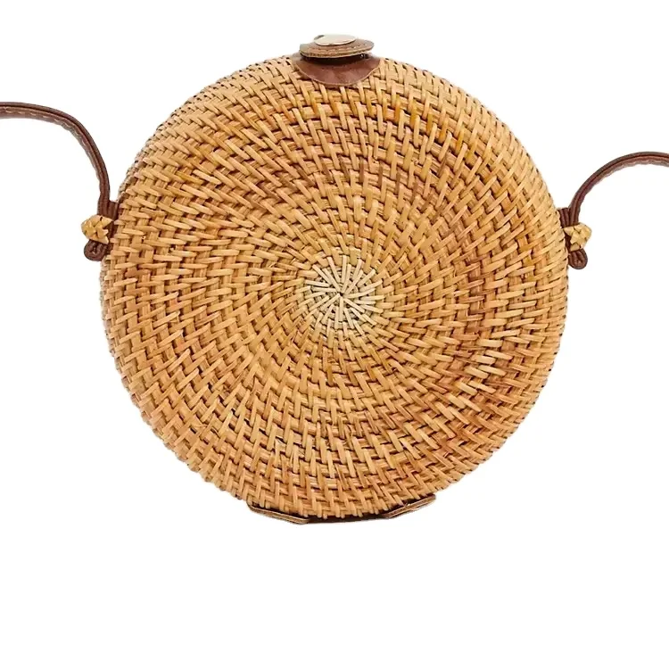 Сумка женская из ротанга