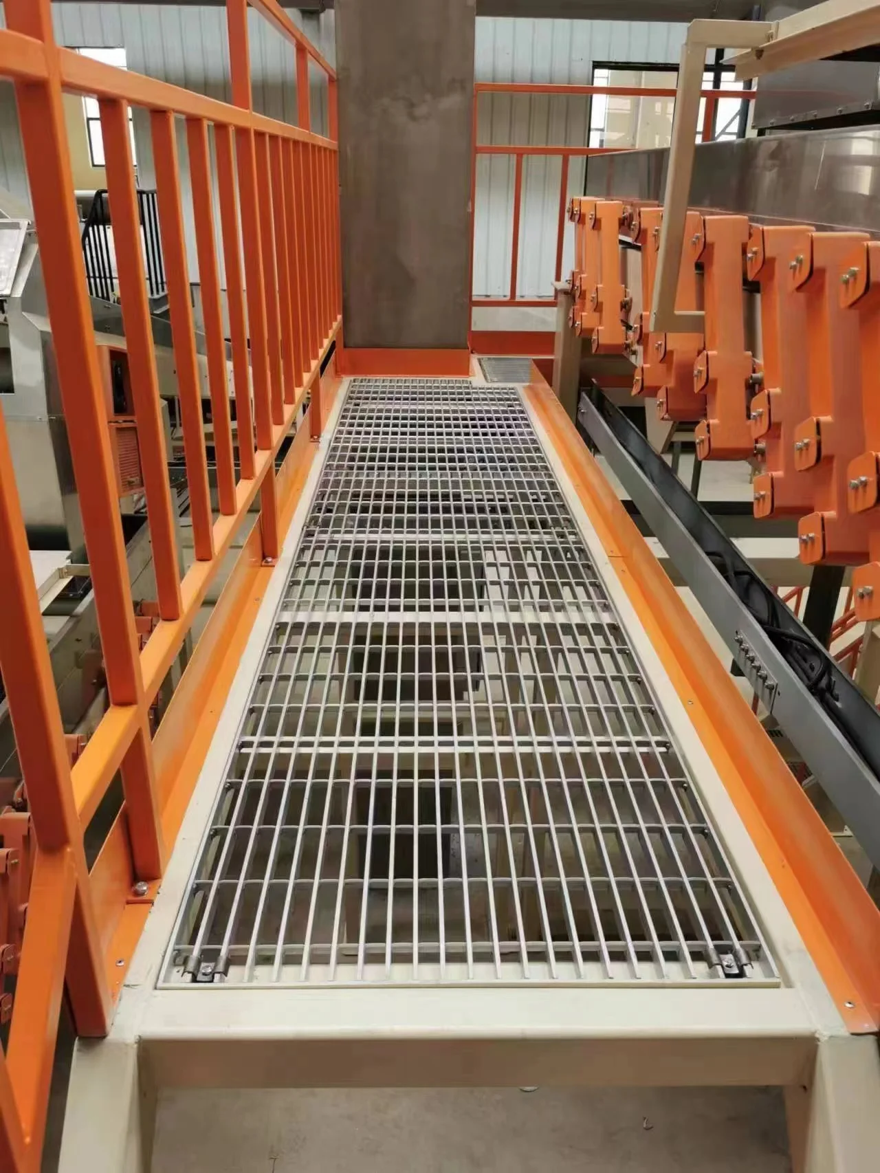 Beat price building materials price ASTM A36 shelf ceiling fasten clip type for aluminum grating