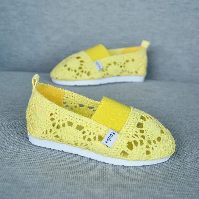 E11-3 Wholesale New Fashion Lace Edge Design Hollow Loafer Kids Shoes  girls sandal shoes 2 dollars per pair