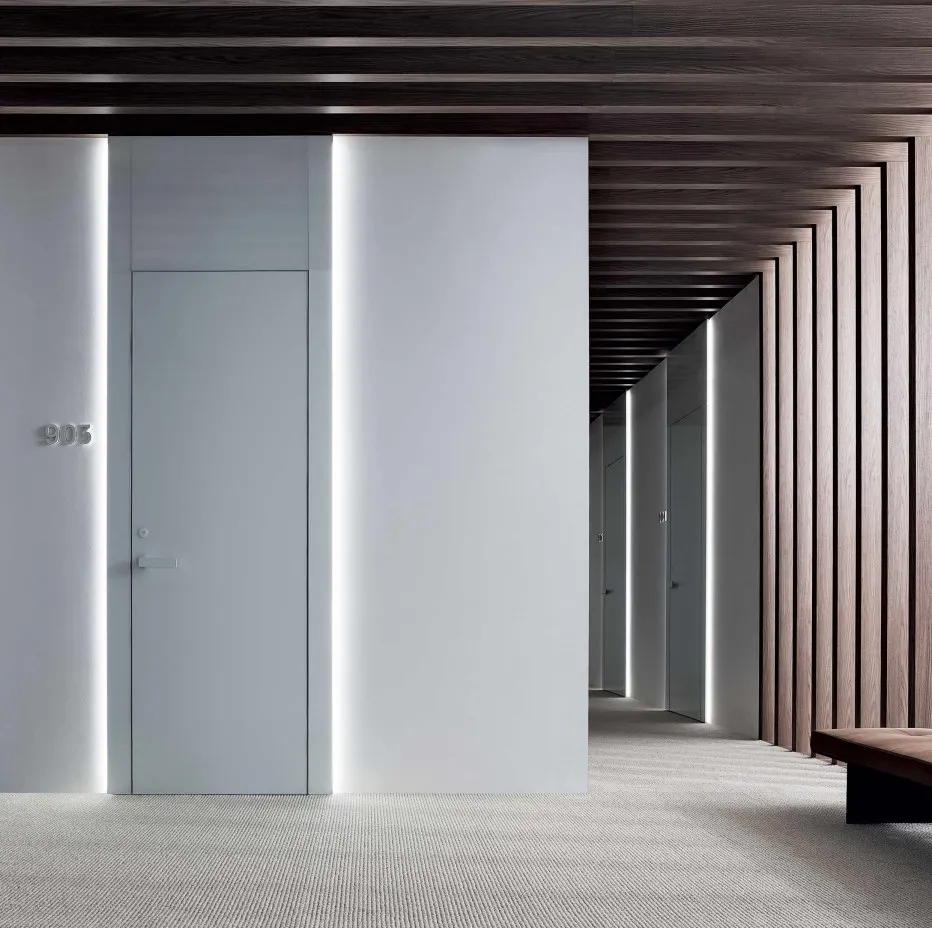 White painted america 5 panel interior room doors solid wood core prehung shaker hotel door