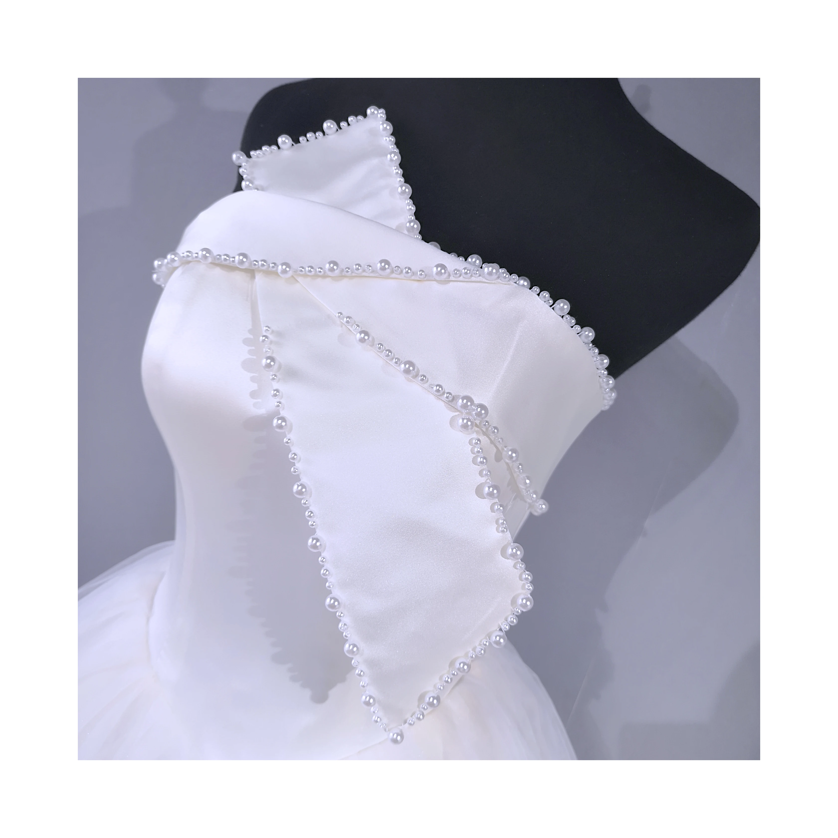 Luxury CrystalManufacturer Long Tail Ball Gown Turkey Istanbul Women Fashion Lace Simple Element wedding dress