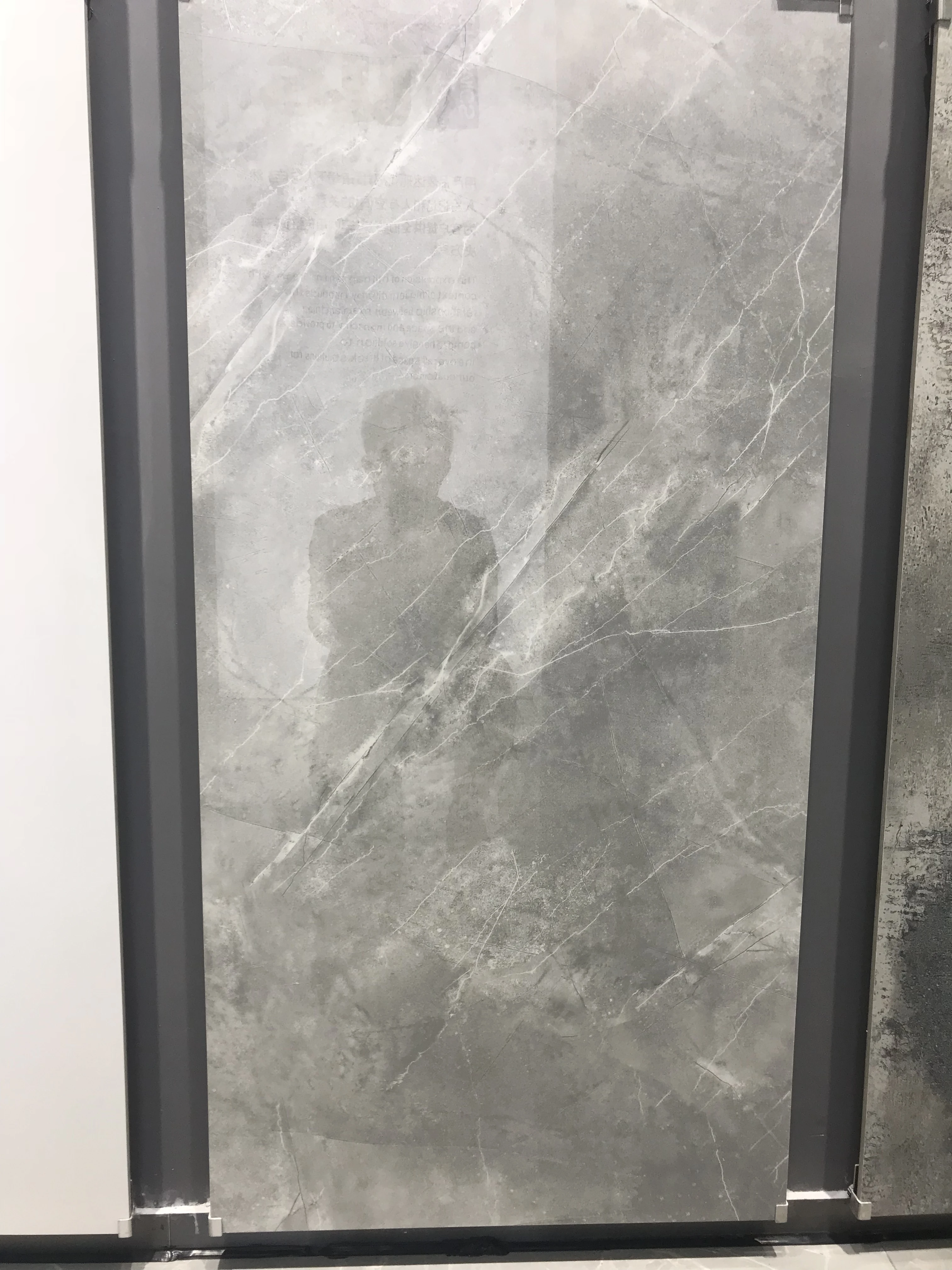 
Factory price glazed white ceramic bathroom tiles 