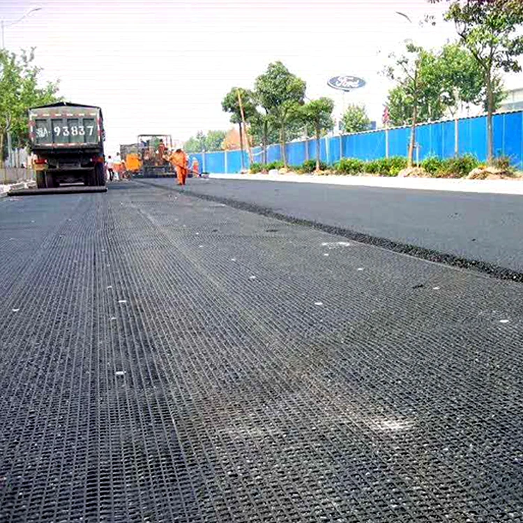 Glass Fiber Geogrids For Bitume Road Repair 120KN 150KN Fiberglass Geogrid