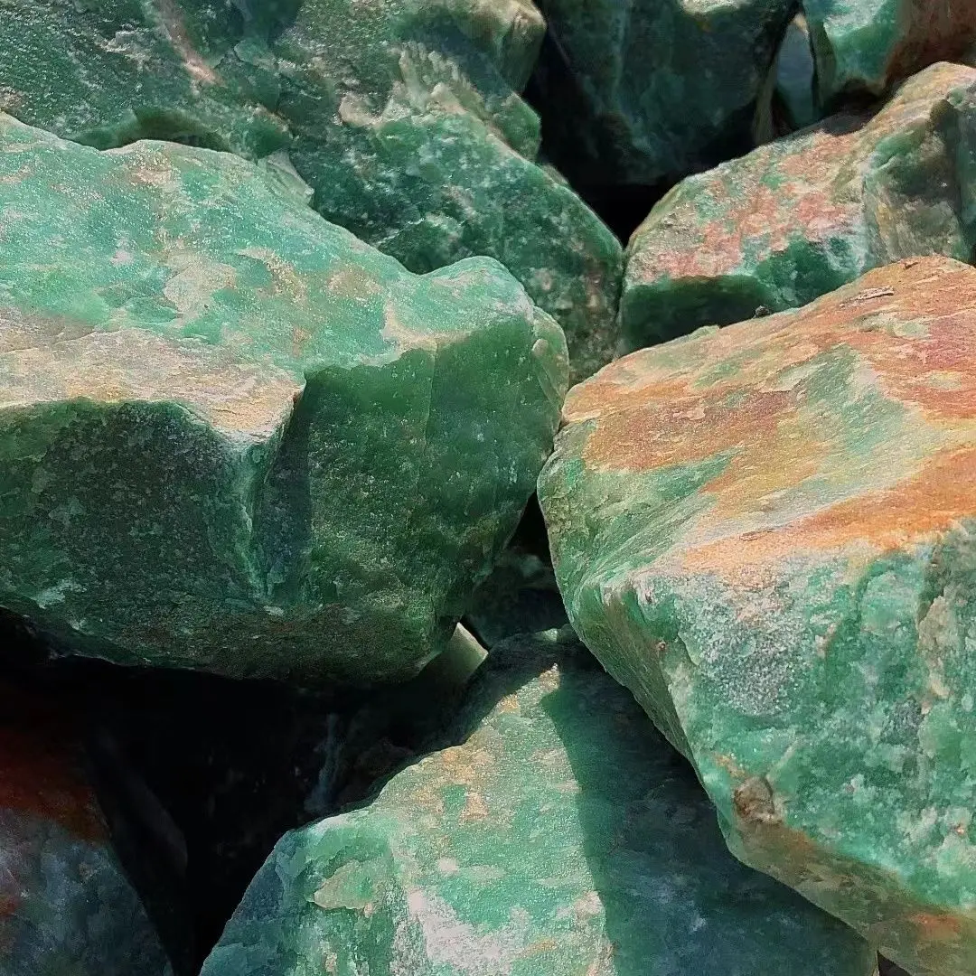 High quality big green aventurine raw stone wholesale natural crystal green aventurine rough stone