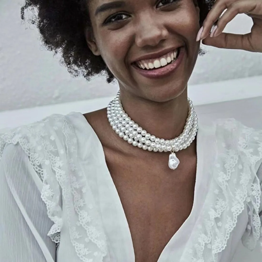 Retro style natural pearl women necklace personality round beaded geometric Multi layered Pearl Necklace fashion for female