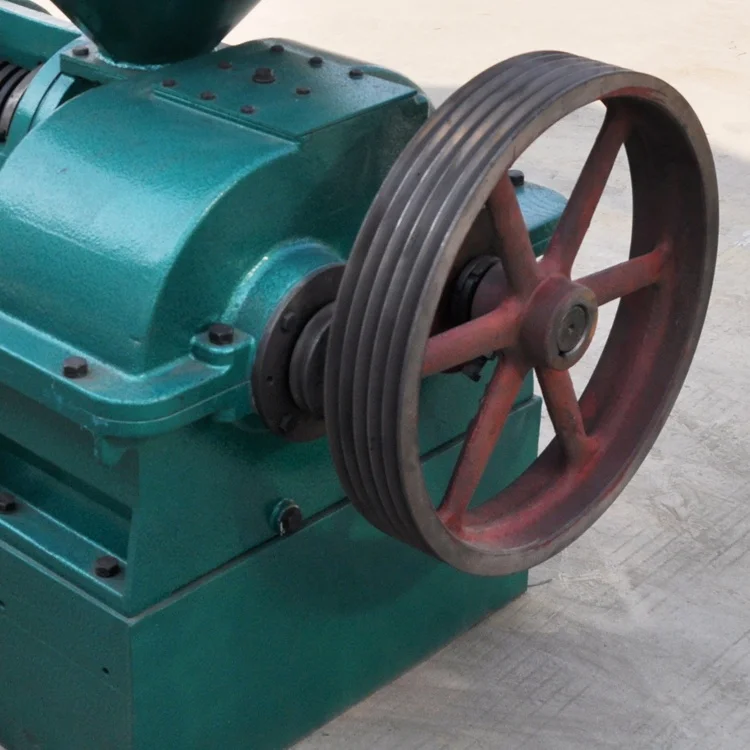 Top Quality 2023 Cold Press Coconut Manual Essential Oil Extractor Cylindrical Helical Gear Drive Expeller