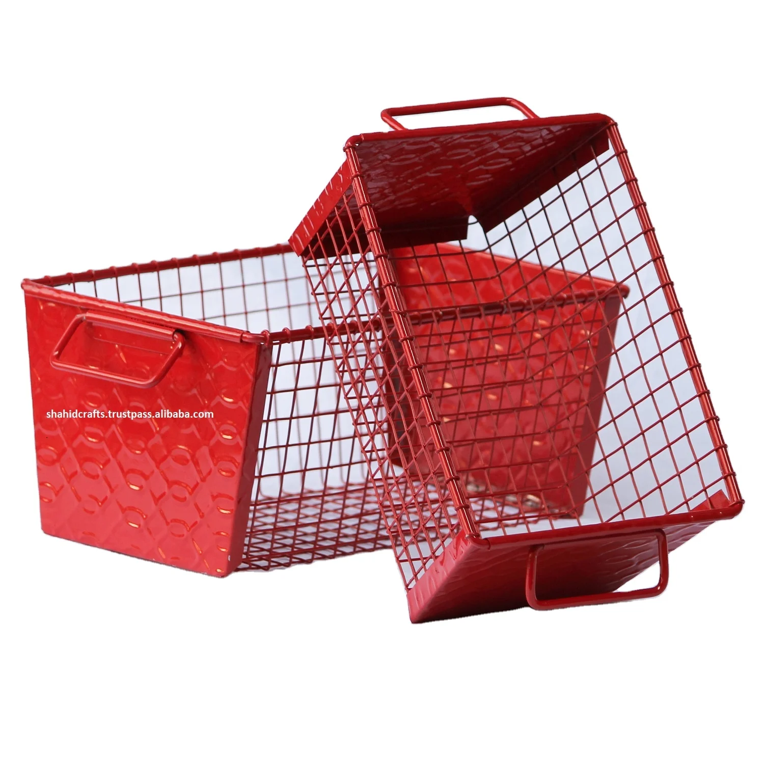 Top Selling New Latest Design Decorative Fruit Storage Basket Metal Basket Set of 2 Manufacturer And Exporter From India.