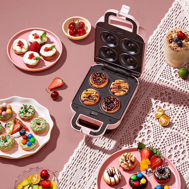 2022 Hot Sale Electric Non-Stick Portable Pocket Heart Shape Flat Personalized multifunction Mini Waffle Maker