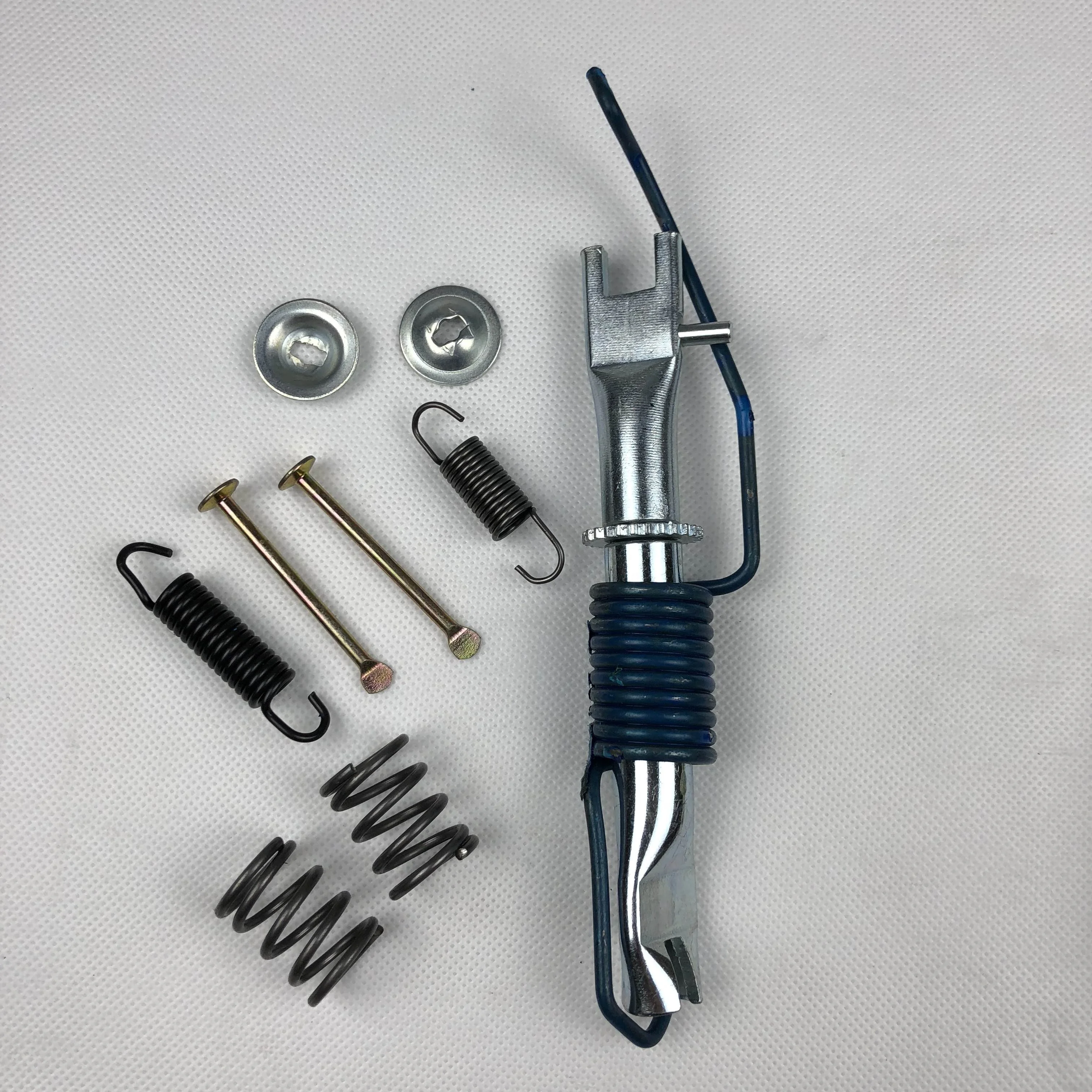  Комплект для ремонта тормозов 04943-0K070 TOYOTA