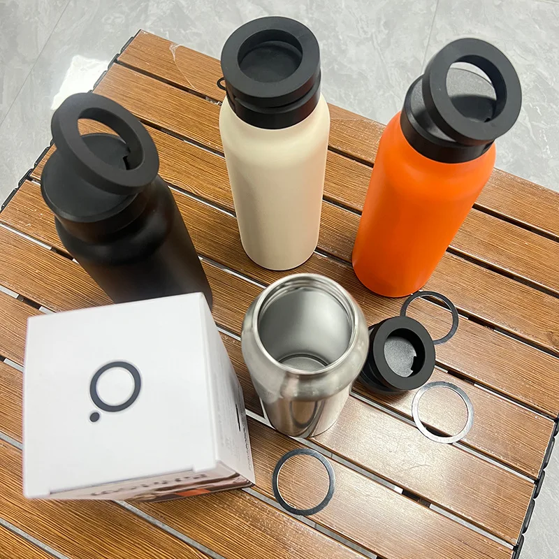24oz Magnetic Lid Water Bottle Double Wall Insulated WaterBottles Magnetic Ring Phone Holder With Lid