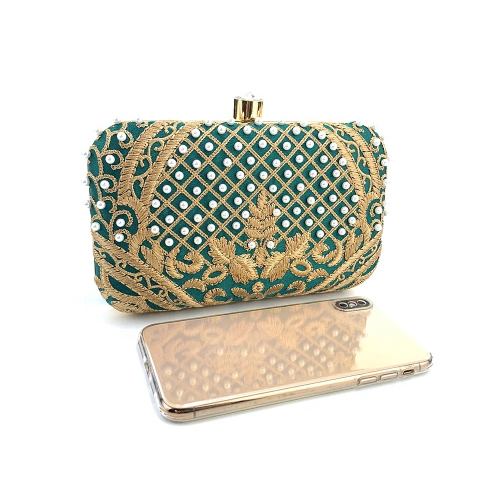 2023 New Handmade Beaded Banquet Bag Crossbody Chain Clutch Retro Embroidery Evening Handbag For Ladies