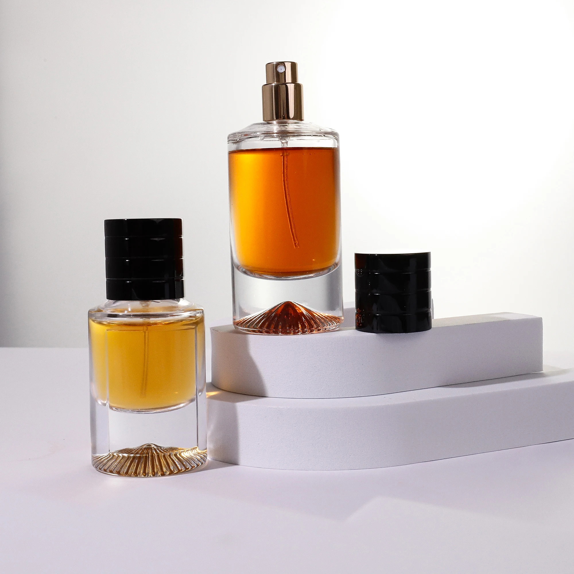 Custom Stock 50ml 100ml Luxury Empty Perfume Bottle Round Transparent Glass Perfume Bottle