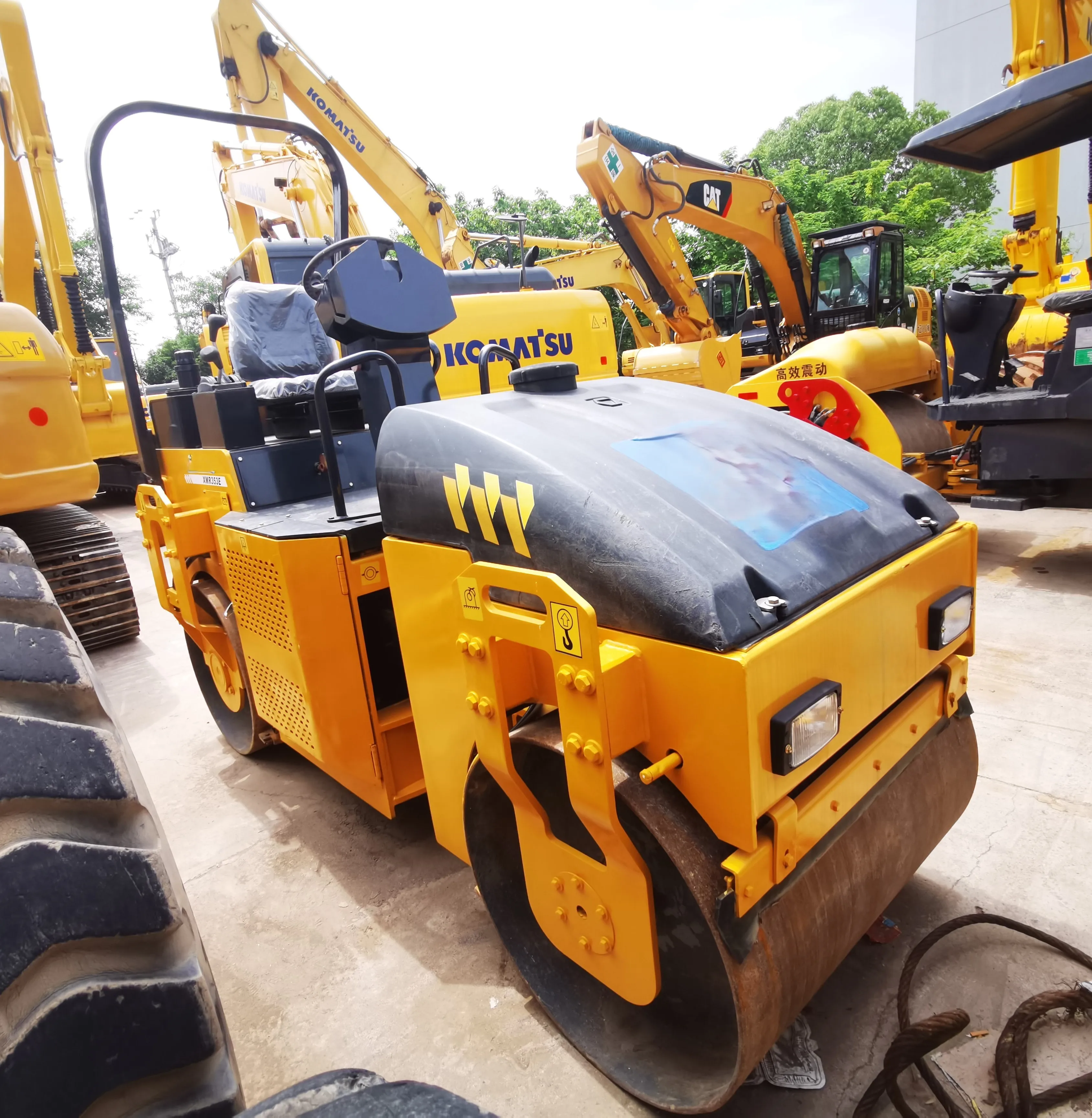 2023 Used XMR353E Mini Road Roller 6ton Capacity 28.5kw Original Engine Short Usage Double Drum Compact Roller Pump Motor