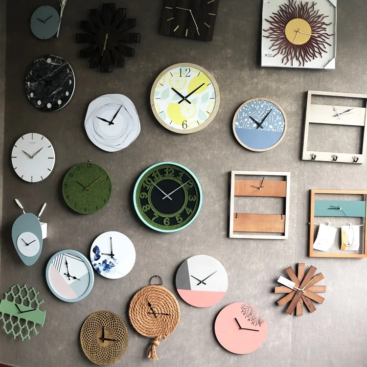 wall clock with two layers of panels