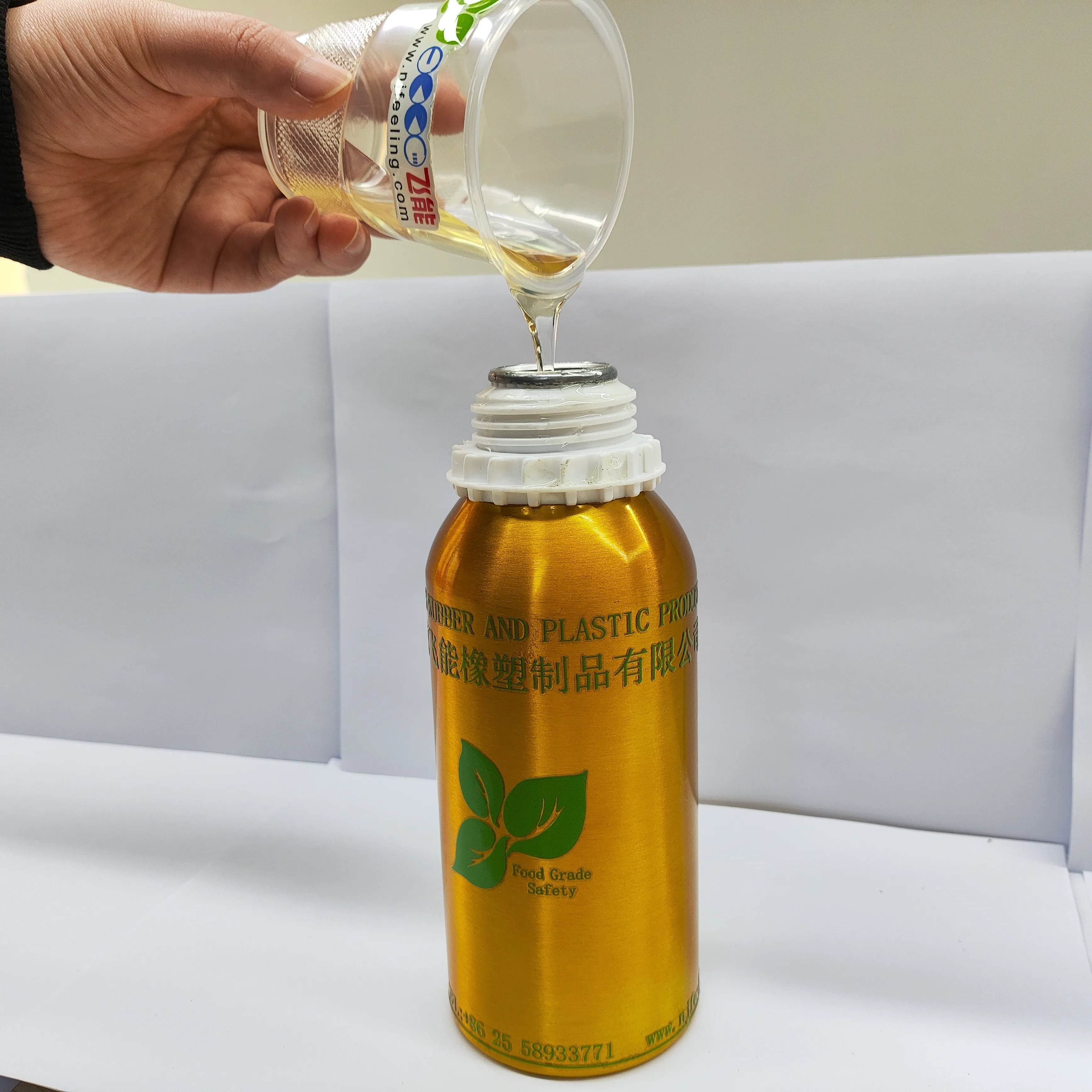 Environmentally Friendly Polyurethane Binder Glue For Rubber Granules Running  track  FN-P-2410181