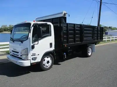 Японский высококачественный самосвал Isuzu Giga 6x4 30 тонн для