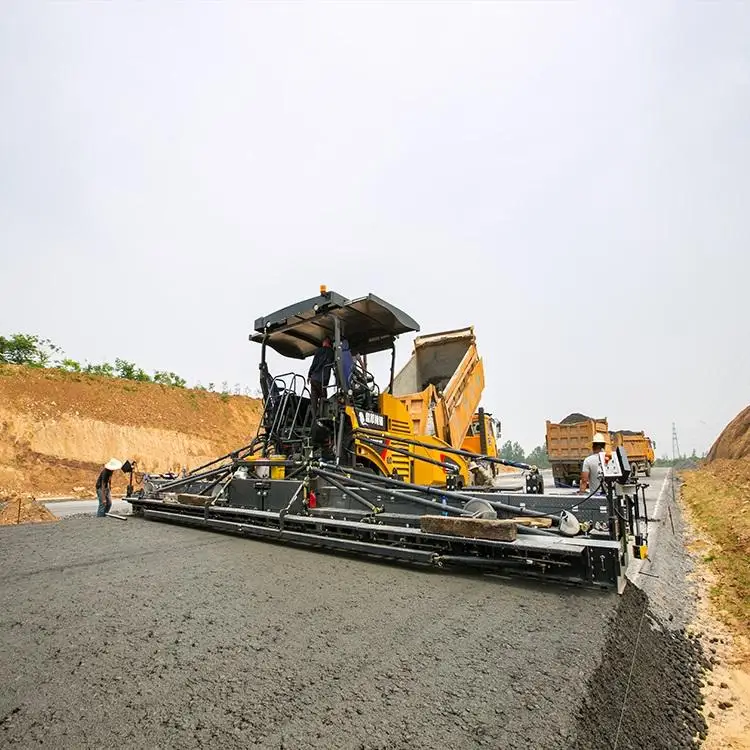 RP1655T 16.5M Road Paving Machine For Cement Concere Asphalt Pavement with Good Performance