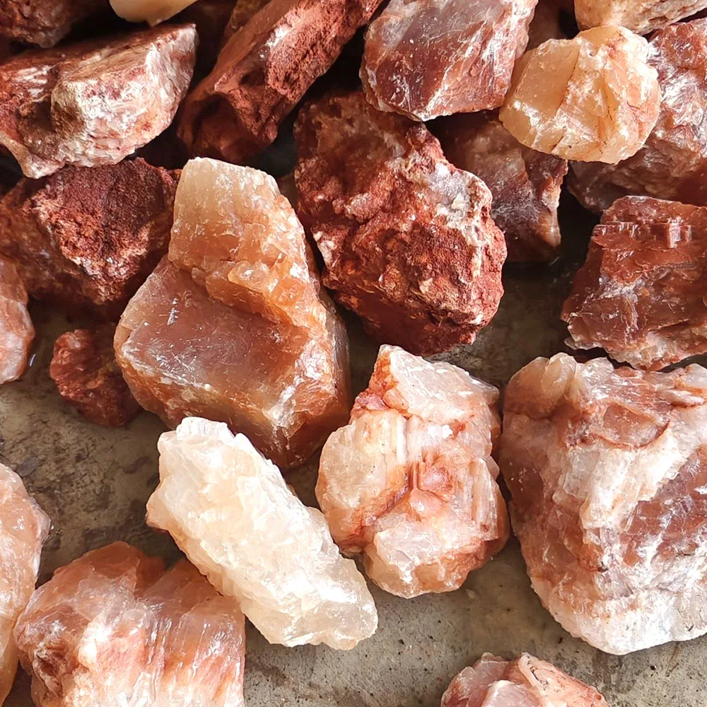 Wholesale red gemstone red phosphorustone quartz crystal raw stone used for decoration