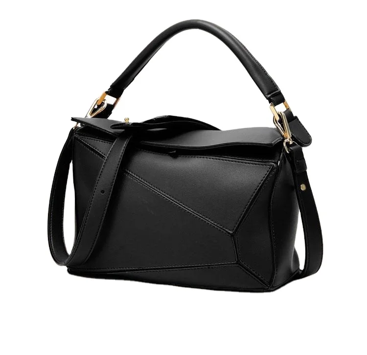 Special offer 2022 autumn winter new large bag one shoulder oblique cross hand star with the same pillow woman bag