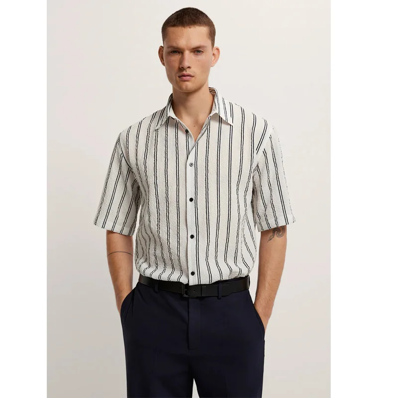 Summer Buttons Down Striped Men Short Sleeve Custom Shirts With Logo